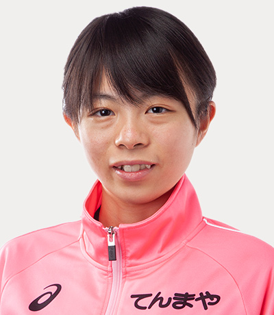 西村 美月